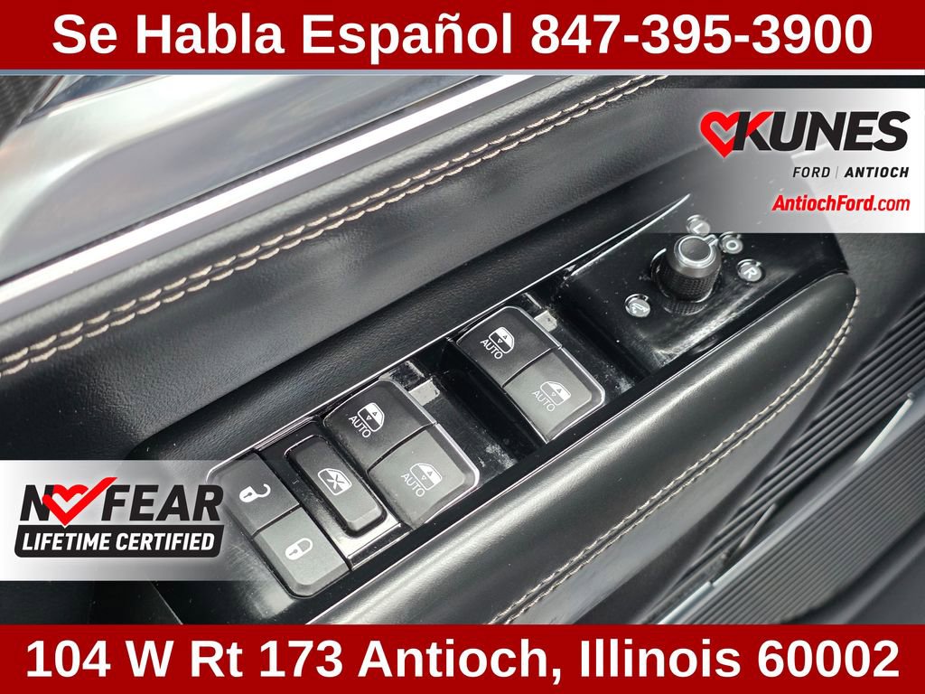 Used 2024 Jeep Grand Wagoneer L Series II w/ Quick Order Packagew 28T AWD/4WD image 60
