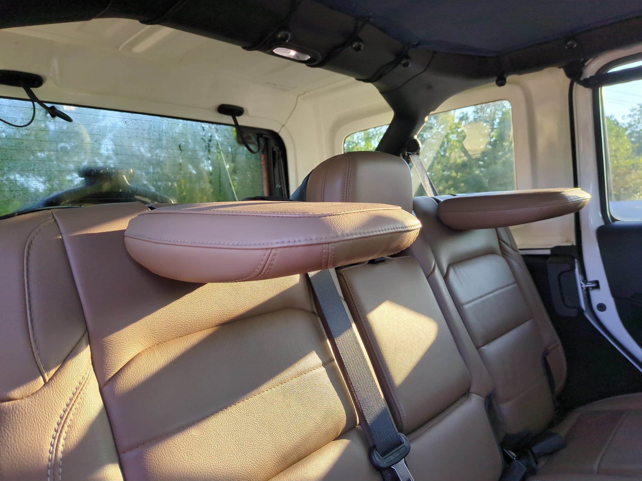 Used 2021 Jeep Wrangler Unlimited Sahara AWD/4WD image 39