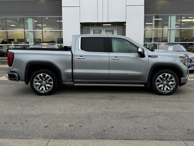 Used 2024 GMC Sierra 1500 Denali w/ Denali Reserve Package image 5