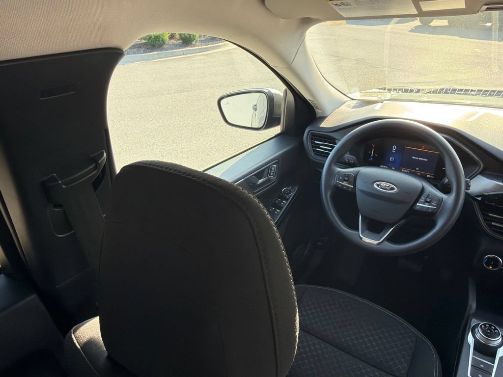 Certified 2025 Ford Escape Active FWD image 14