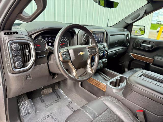 Used 2021 Chevrolet Silverado 1500 High Country w/ Technology Package AWD/4WD image 10