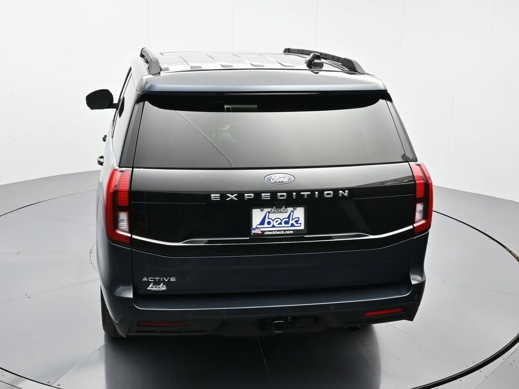 Certified 2025 Ford Expedition Active image 12