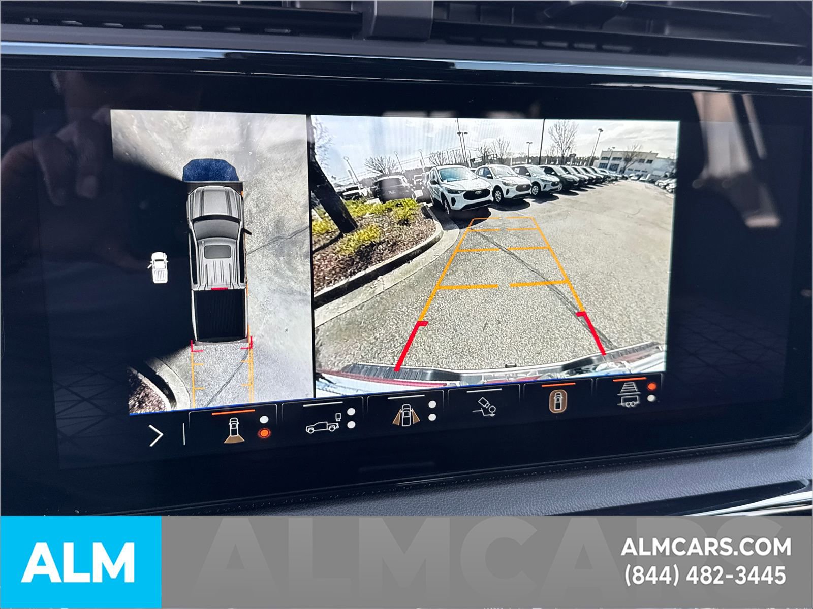 Used 2025 GMC Sierra 1500 AT4 w/ Technology Package image 35