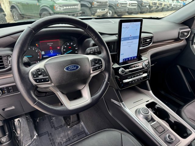 Certified 2023 Ford Explorer Limited w/ Limited Technology Package image 10