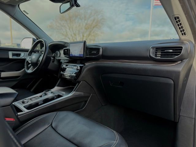 Certified 2023 Ford Explorer Limited image 31