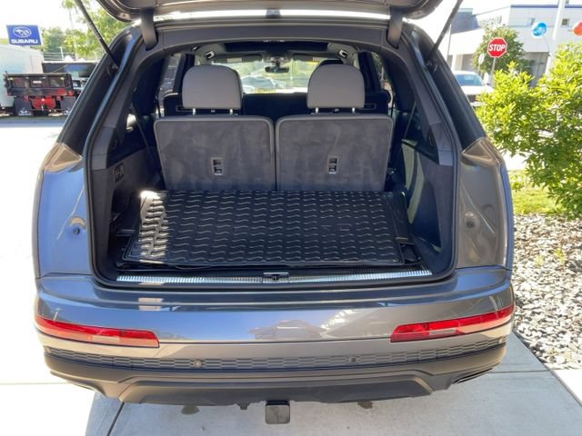 Used 2025 Audi Q7 3.0T Premium Plus w/ Premium Plus Package AWD/4WD image 10