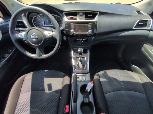 Used 2018 Nissan Sentra SR w/ SR Midnight Edition Package FWD image 17