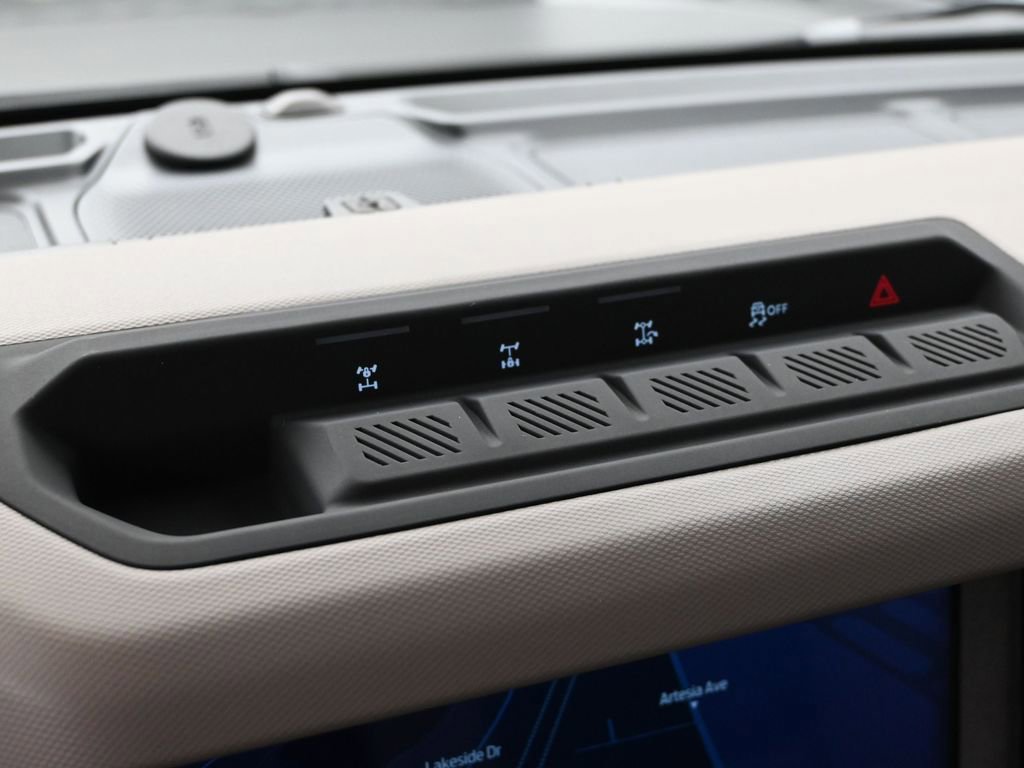 Certified 2024 Ford Bronco Wildtrak image 47