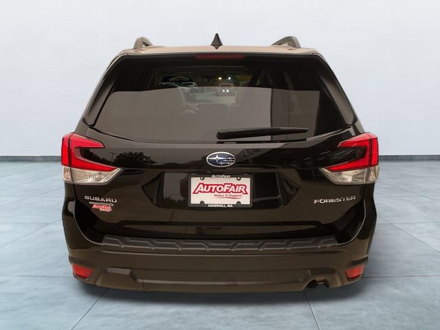 Used 2021 Subaru Forester Premium AWD/4WD image 6