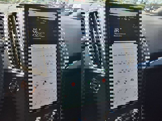 Certified 2024 Ford Edge ST-Line image 10