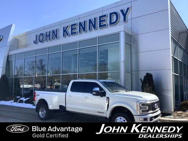 Certified 2025 Ford F450 Platinum w/ FX4 Off-Road Package image 7