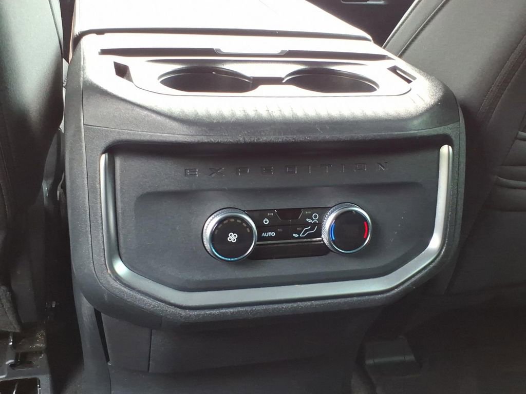 Certified 2025 Ford Expedition Max Active AWD/4WD image 11