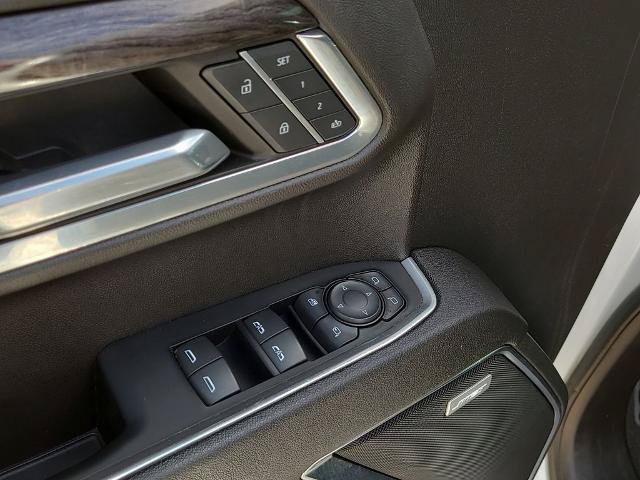 Used 2023 Chevrolet Silverado 1500 LTZ w/ LTZ Convenience Package II AWD/4WD image 19