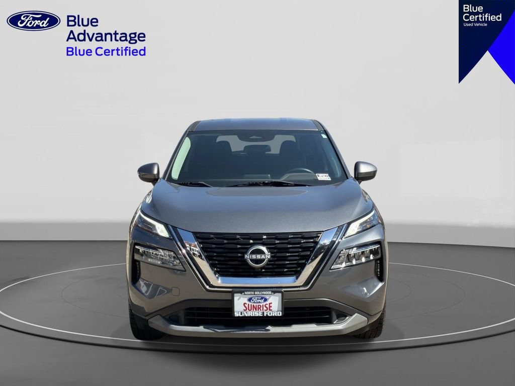 Used 2023 Nissan Rogue SV FWD image 3