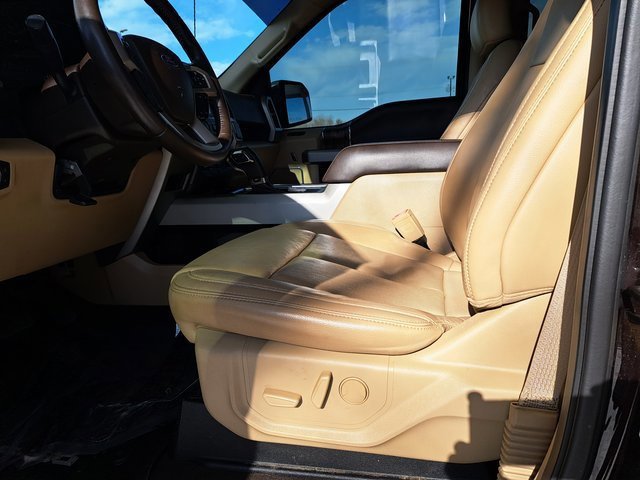 Certified 2019 Ford F150 Lariat image 22