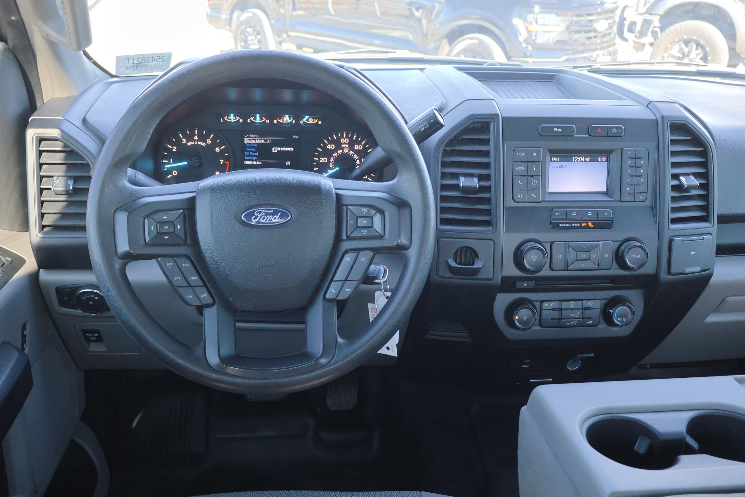 Certified 2018 Ford F150 XL w/ Equipment Group 101A Mid image 27