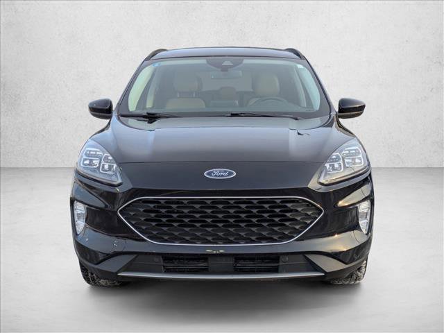 Certified 2022 Ford Escape Titanium w/ Class II Trailer Tow Package image 8