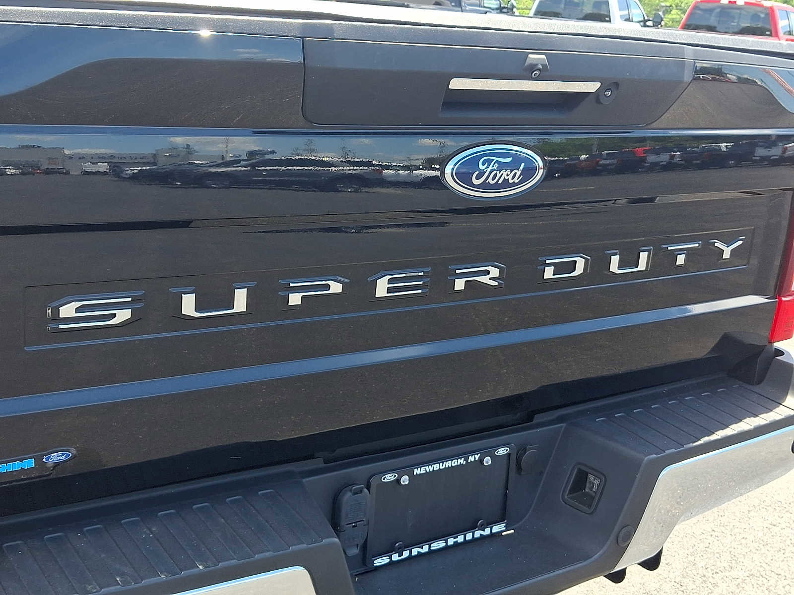 Certified 2020 Ford F350 Lariat w/ Lariat Ultimate Package AWD/4WD image 30