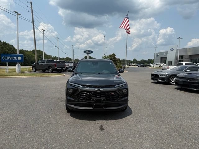 Used 2024 Chevrolet TrailBlazer RS w/ Convenience Package FWD image 2