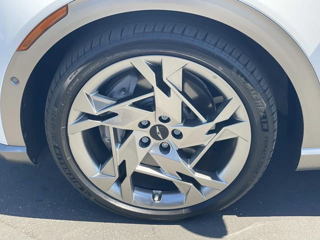 Used 2023 Genesis GV60 Performance image 39