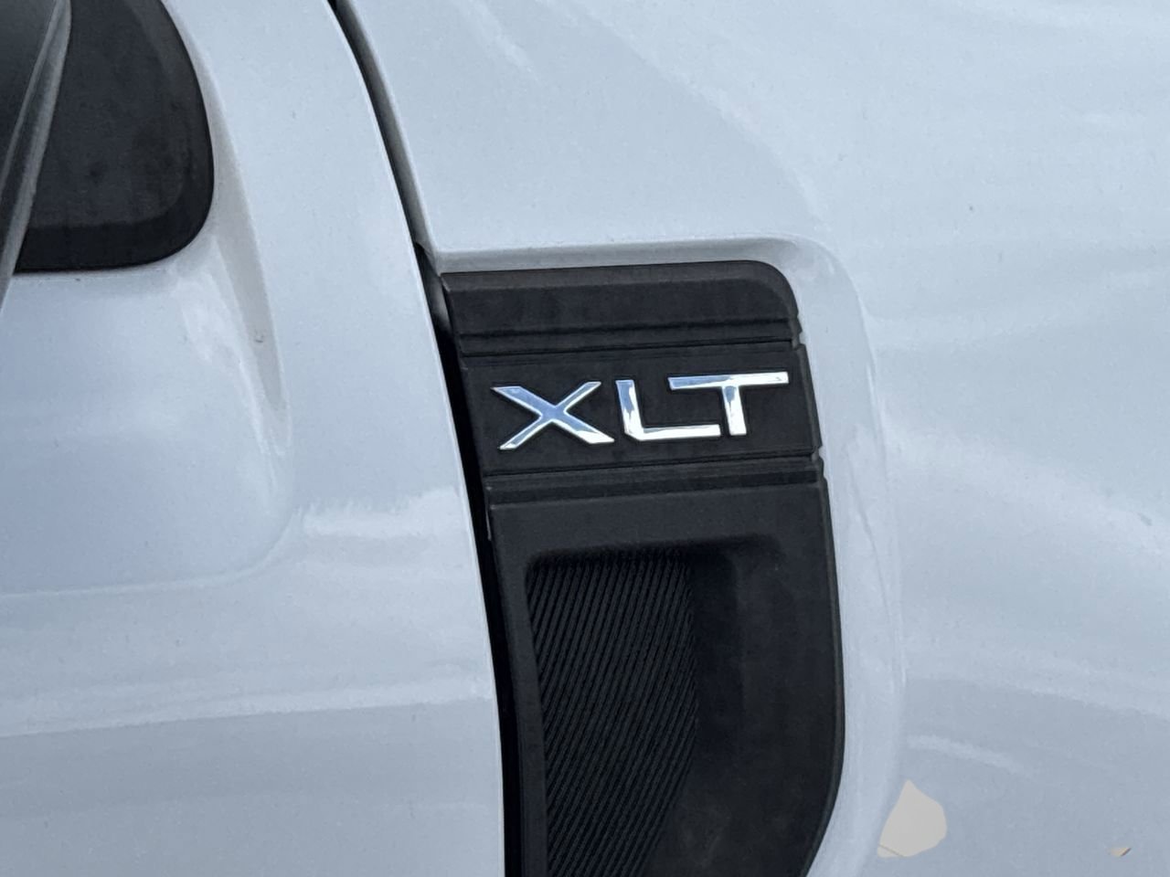 Certified 2023 Ford Maverick XLT FWD image 8