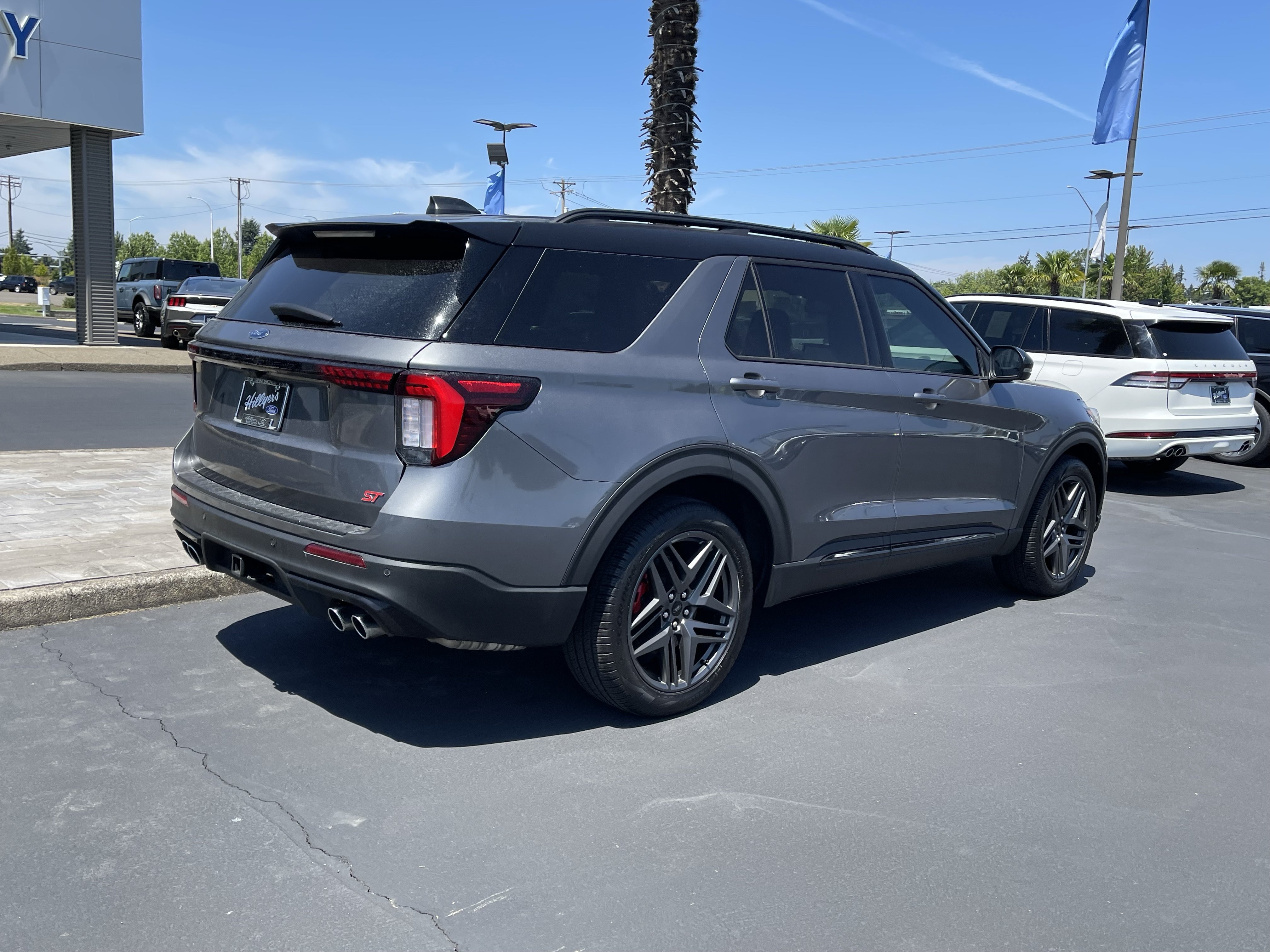 Certified 2025 Ford Explorer ST w/ Sun And Sound Package AWD/4WD image 3