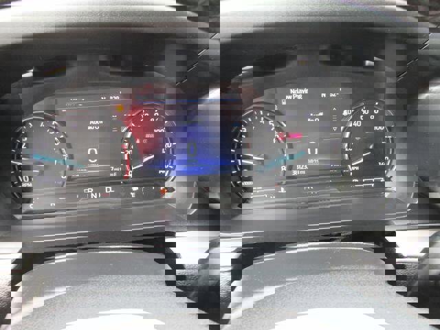 Certified 2022 Ford Explorer XLT w/ Equipment Group 202A image 13