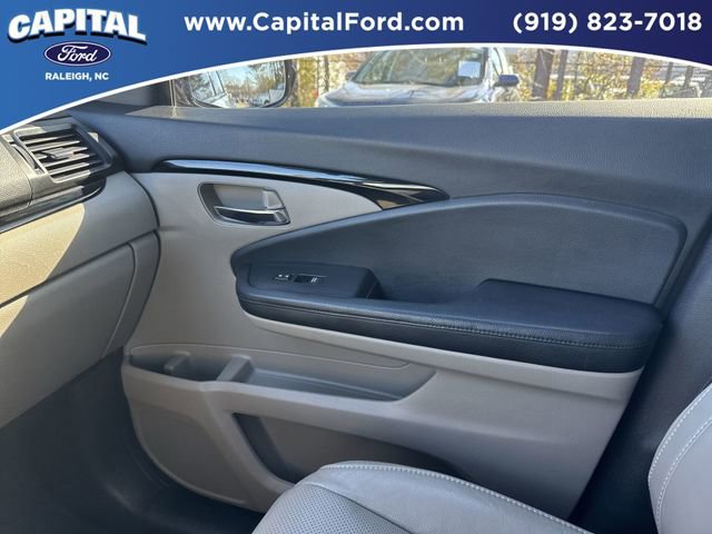 Used 2020 Honda Pilot Elite image 28