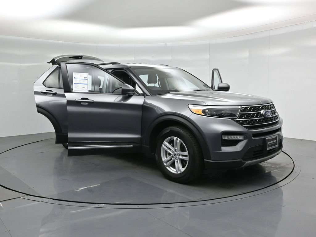 Certified 2023 Ford Explorer XLT w/ Equipment Group 202A image 36