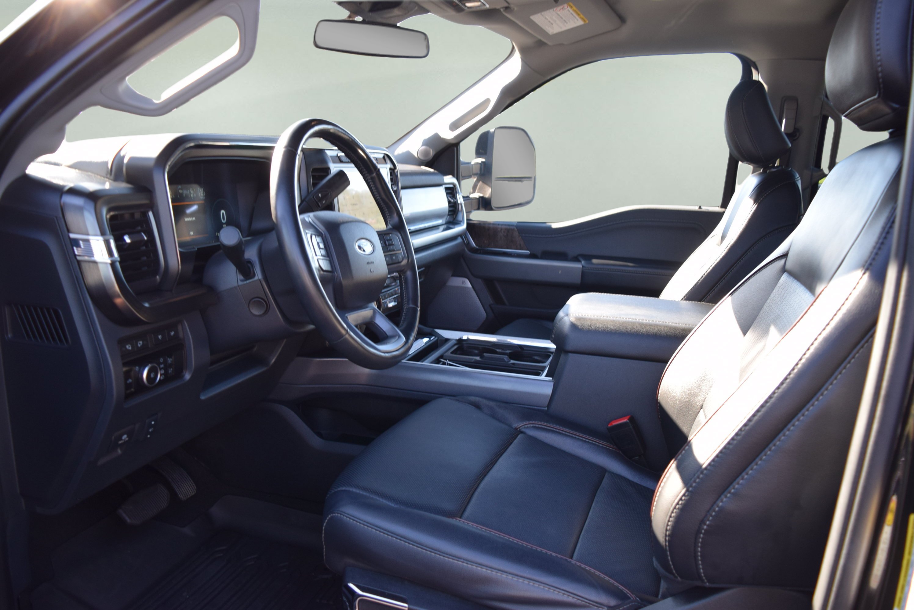 Certified 2024 Ford F350 Lariat w/ Lariat Ultimate Package AWD/4WD image 11