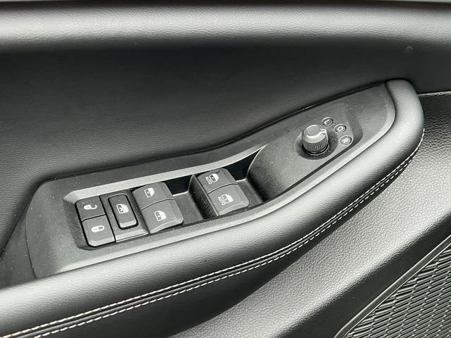 Used 2024 Jeep Grand Cherokee L Limited image 23