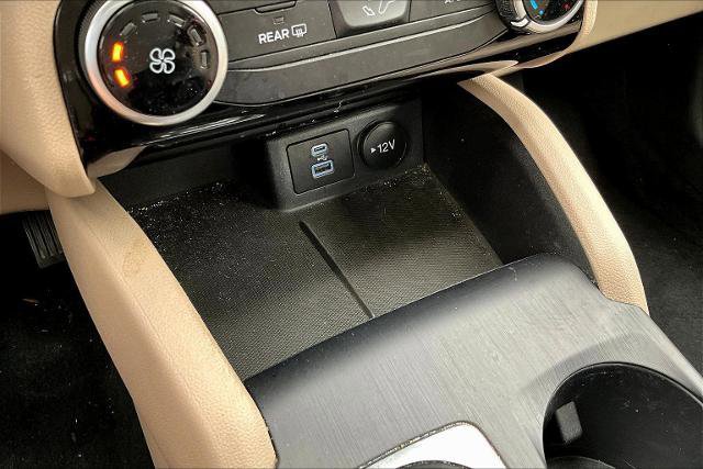 Certified 2022 Ford Escape SE image 37