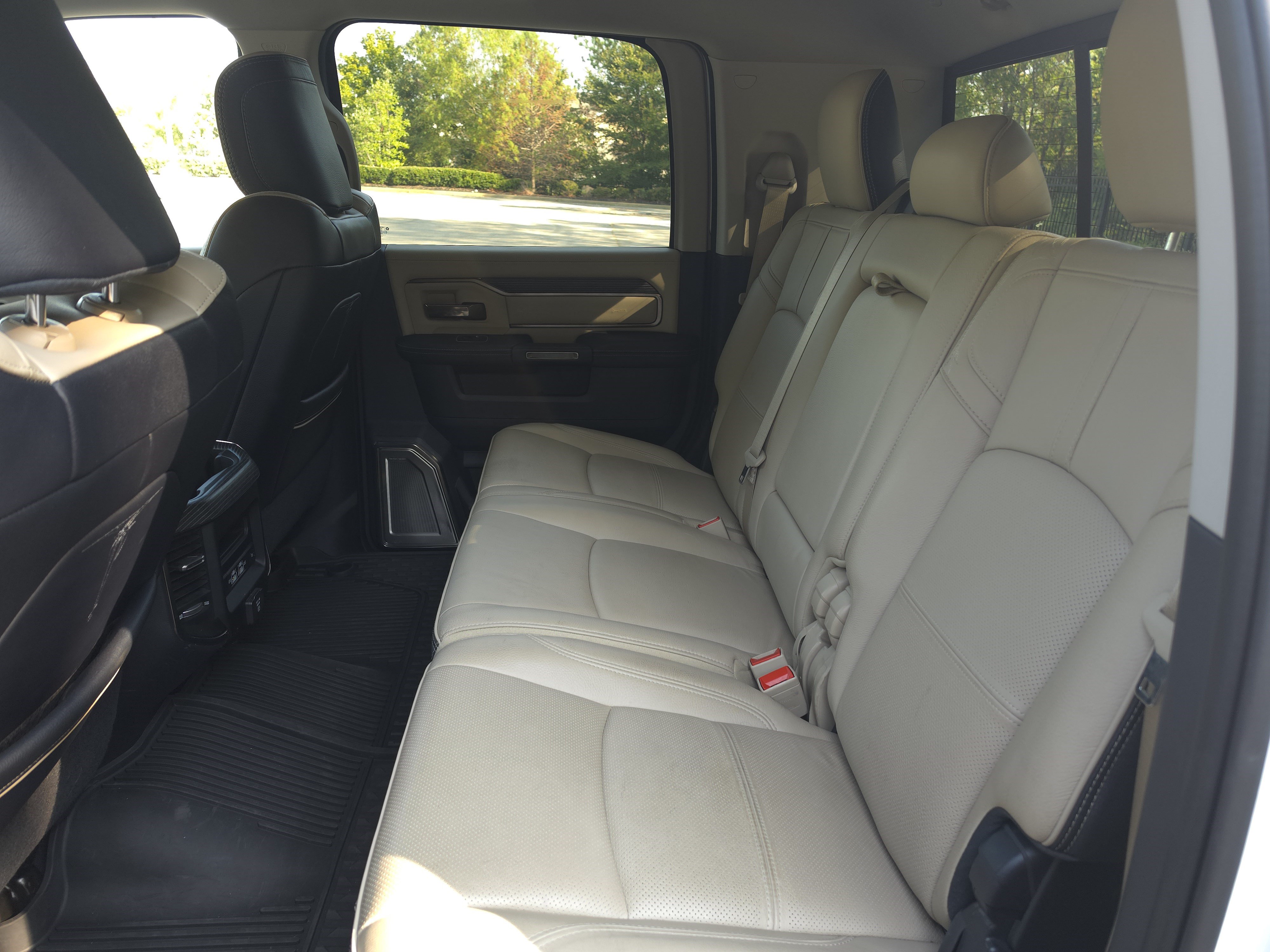 Used 2023 RAM 2500 Limited AWD/4WD image 17