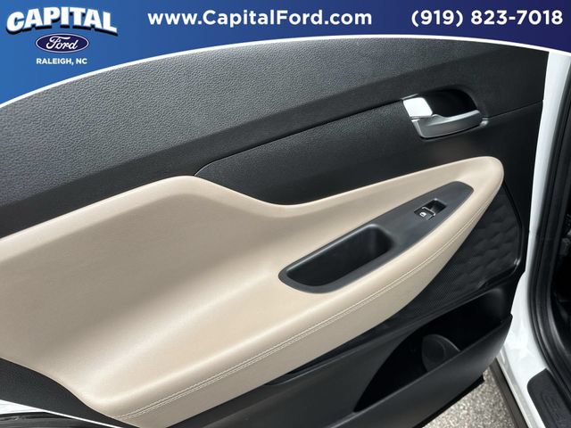 Used 2023 Hyundai Santa Fe SEL FWD image 17