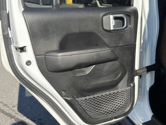 Used 2021 Jeep Wrangler Unlimited Rubicon AWD/4WD image 23