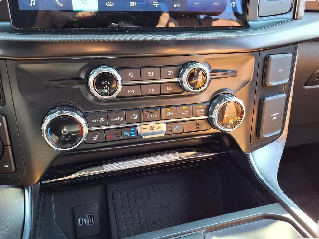 Certified 2022 Ford F150 Platinum AWD/4WD image 14