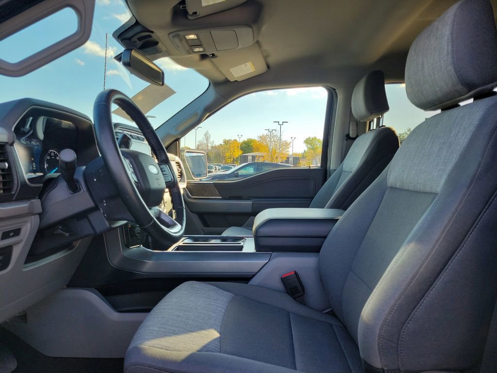 Certified 2022 Ford F150 XLT w/ Equipment Group 302A High image 16