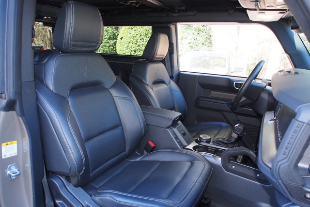 Certified 2025 Ford Bronco Badlands AWD/4WD image 11