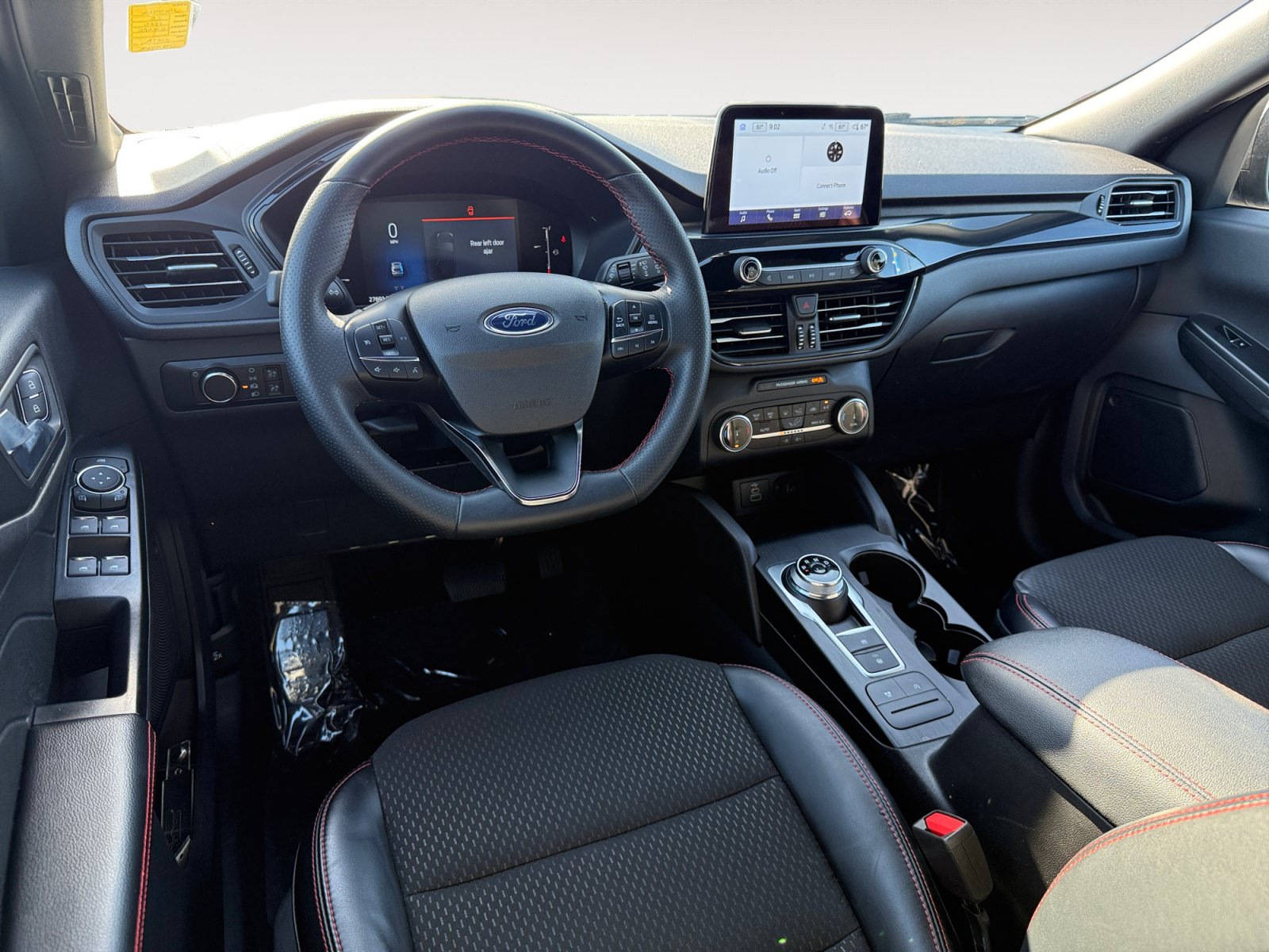Certified 2025 Ford Escape ST-Line FWD image 15