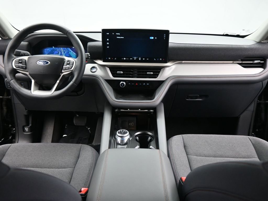 Certified 2025 Ford Explorer Active image 20