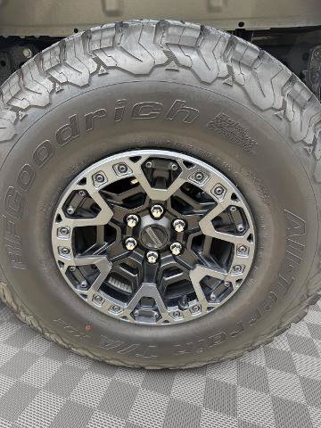 Certified 2025 Ford F150 Raptor w/ Equipment Group 803A Raptor R AWD/4WD image 25