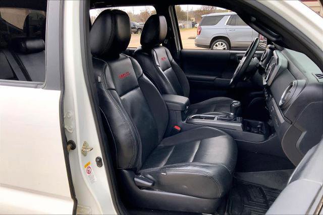 Used 2019 Toyota Tacoma TRD Off-Road image 11