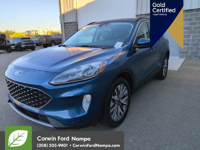 Certified 2022 Ford Escape Titanium AWD/4WD image 9