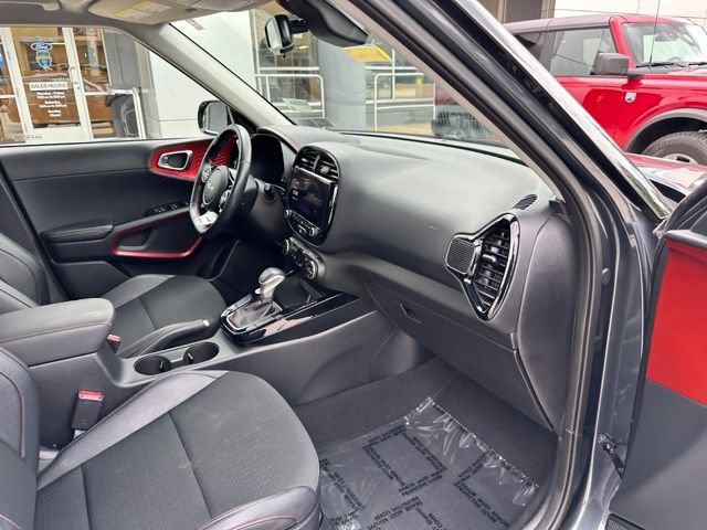 Used 2023 Kia Soul GT-Line FWD image 57