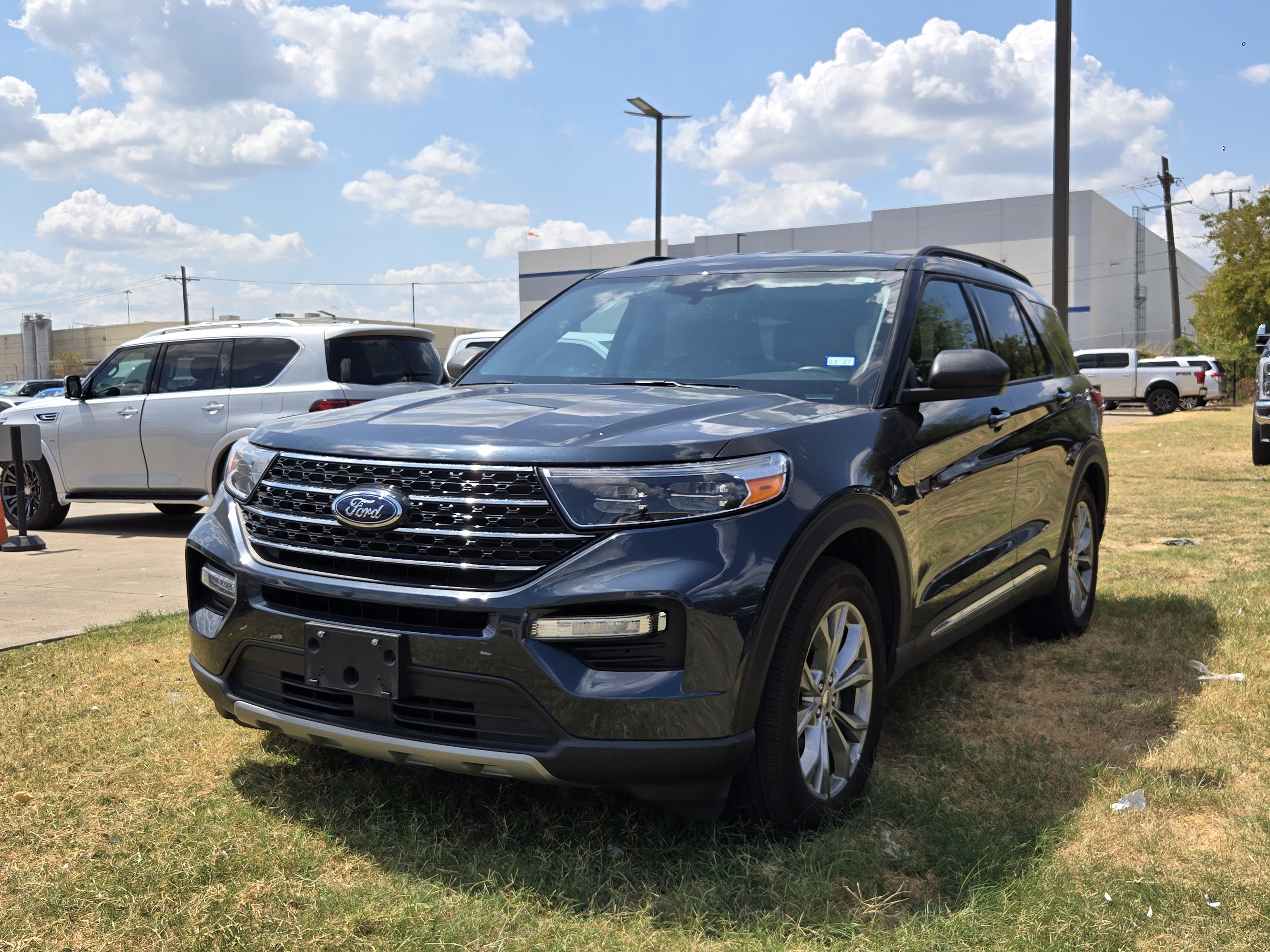 Certified 2023 Ford Explorer XLT w/ Equipment Group 202A RWD image 3