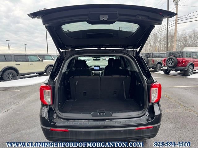 Certified 2023 Ford Explorer XLT image 12