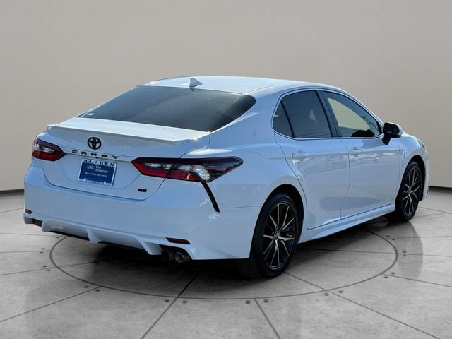 Used 2023 Toyota Camry SE FWD image 12
