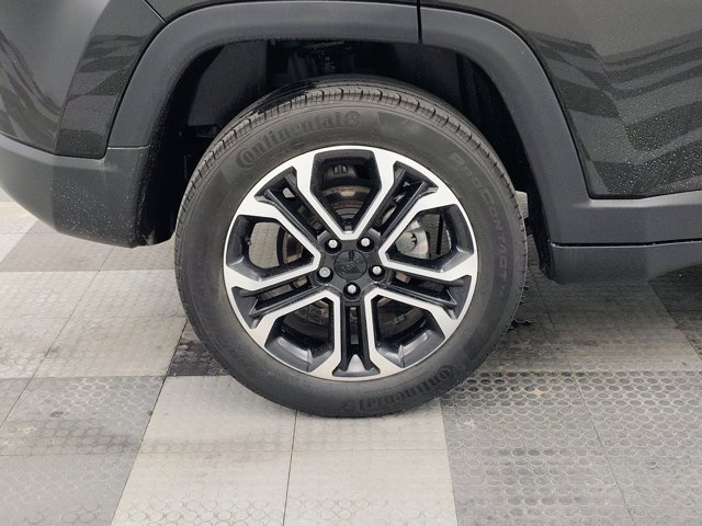 Used 2022 Jeep Compass Limited AWD/4WD image 11