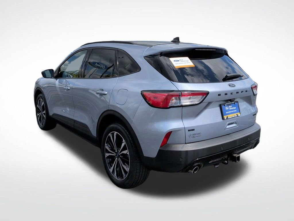 Certified 2022 Ford Escape SEL w/ SEL Stealth AWD Package image 5