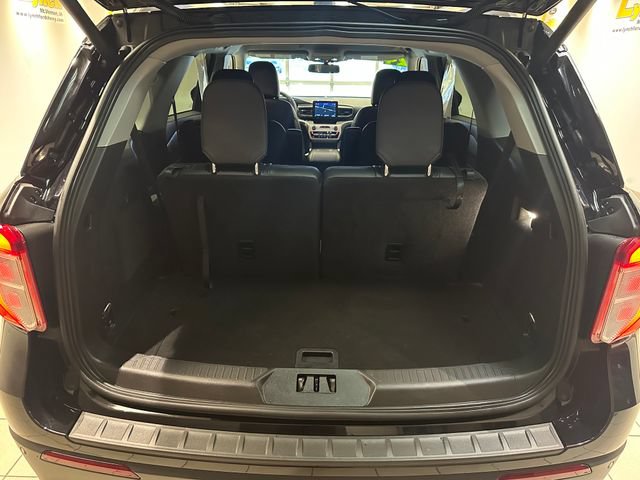 Certified 2024 Ford Explorer XLT w/ Equipment Group 202A AWD/4WD image 22